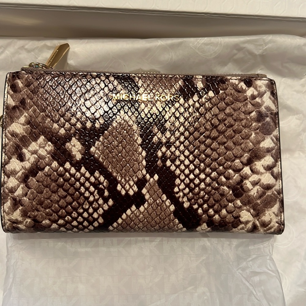 Michael Kors Wristlet